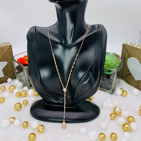 Scattered Crystals Adjustable Lariat Necklace - Picture 2 of 13